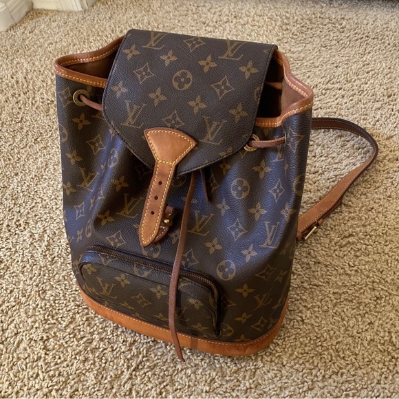 🛑SOLD🛑 - Picture 2 of 16